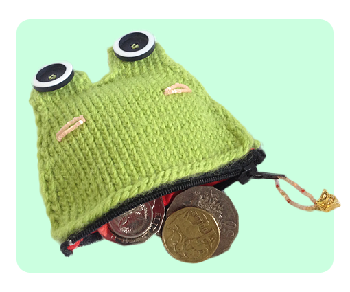 Super Cute Knitted Frog Coin Purse, Free knitting patterns!